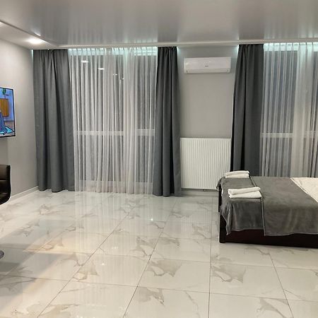 Vip Apartment Near Center Lviv Luaran gambar